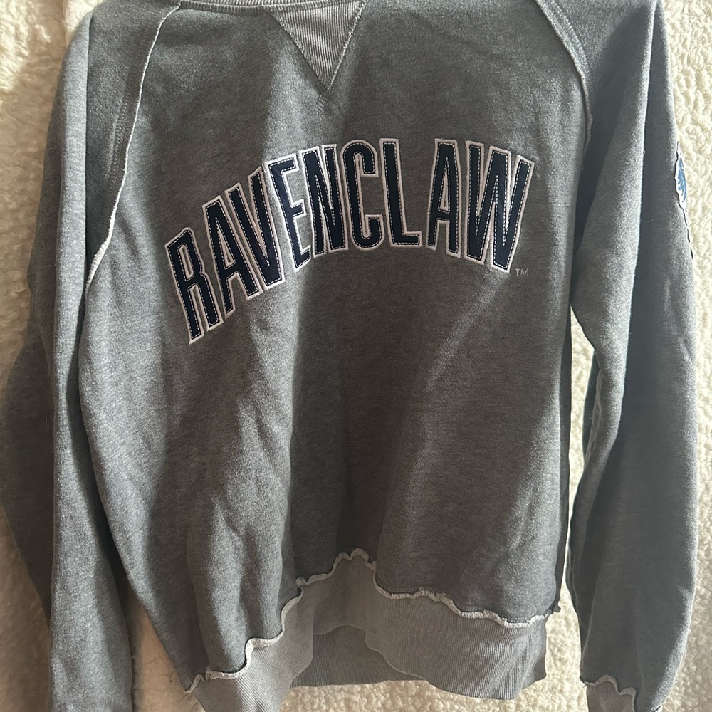 Universal Studios Harry Potter Ravenclaw Embroidered Sweatshirt